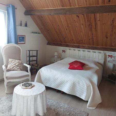 Tulipe24 Bed and Breakfast Savigne-l'Eveque Værelse billede